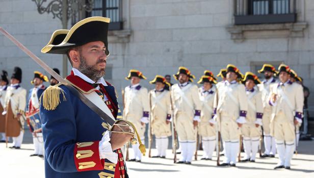 Relevo de la Guardia en el Alcázar de Toledo